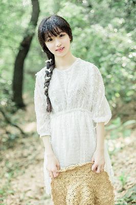 善良的女秘书的目的